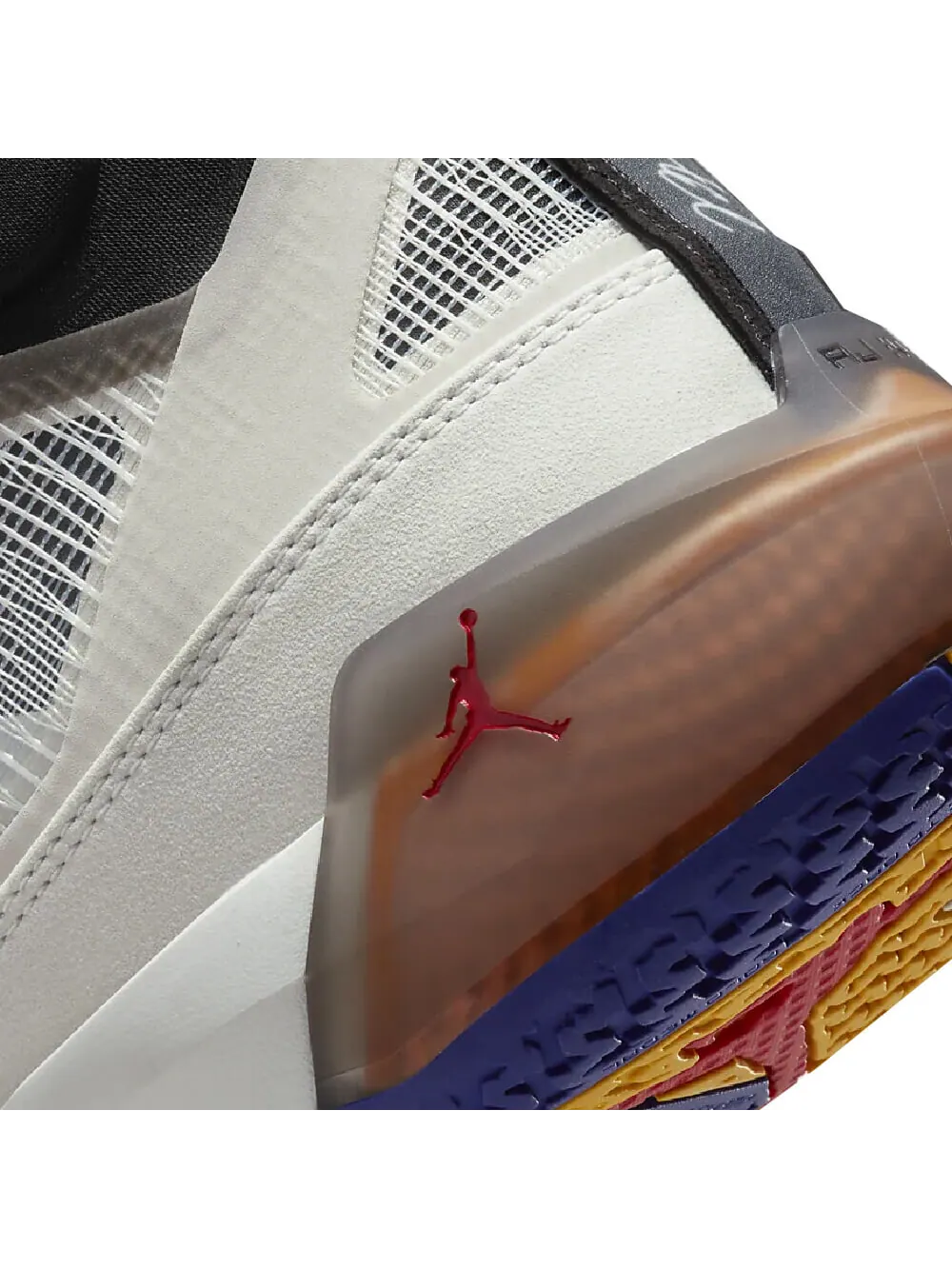 Кроссовки Nike Air Jordan XXXVII — изображение 7 из 10, белый/фиолетовый
