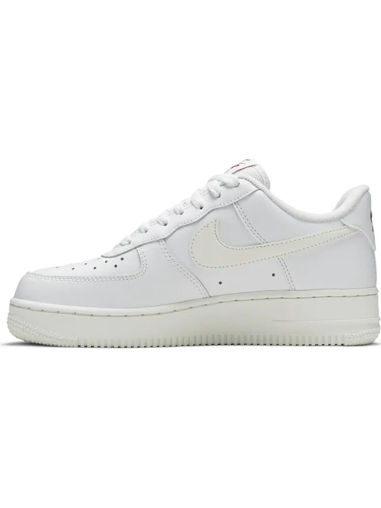 Кроссовки Nike Air Force 1 Low 'Valentine's Day 2021' — изображение 3 из 8, белый