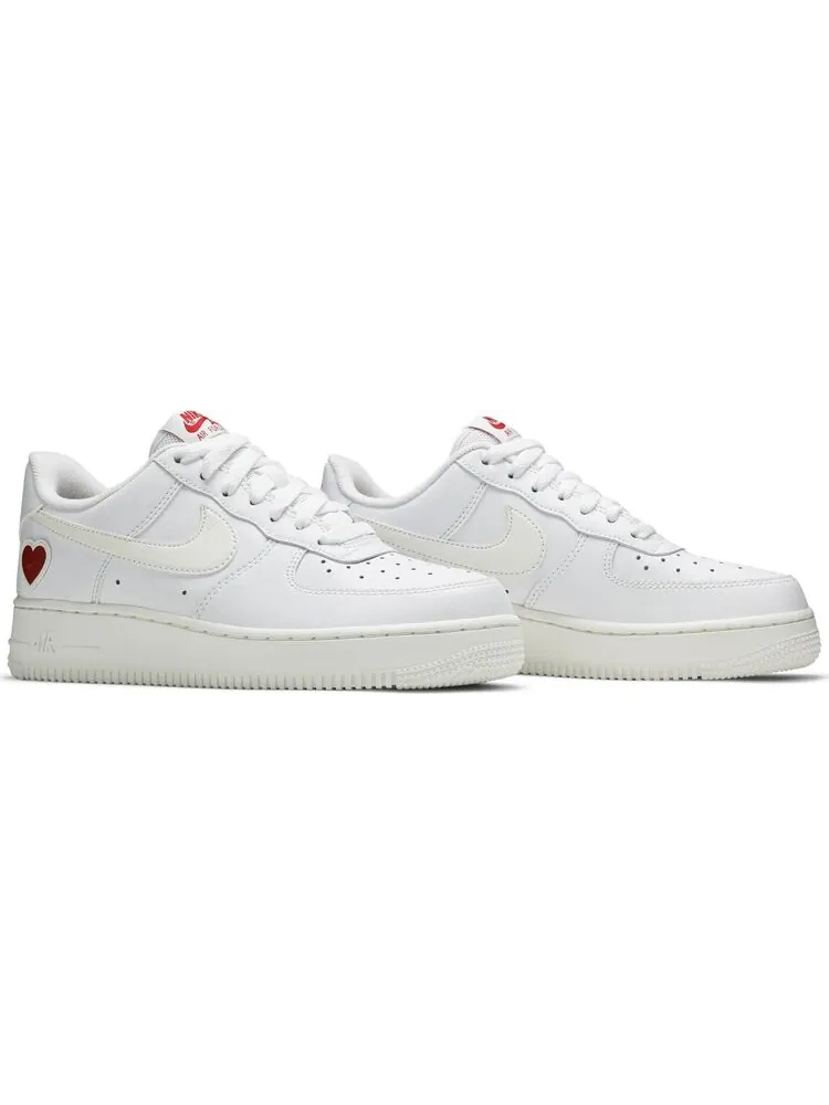 Кроссовки Nike Air Force 1 Low 'Valentine's Day 2021' — изображение 8 из 8, белый