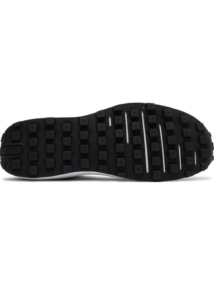 Кроссовки Nike Waffle One SE 'Bred' — изображение 4 из 8, черный