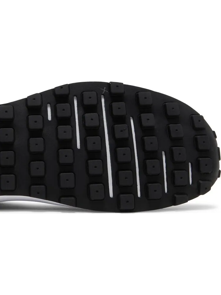 Кроссовки Nike Waffle One SE 'Bred' — изображение 5 из 8, черный