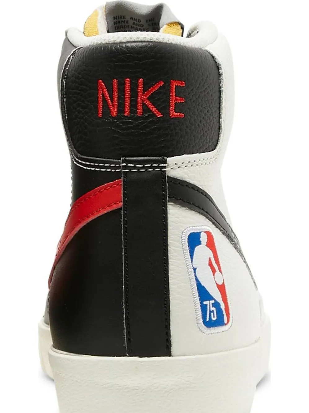 Кроссовки Nike NBA x Blazer Mid '77 EMB '75th Anniversary - Trail Blazers' — изображение 7 из 8, белый