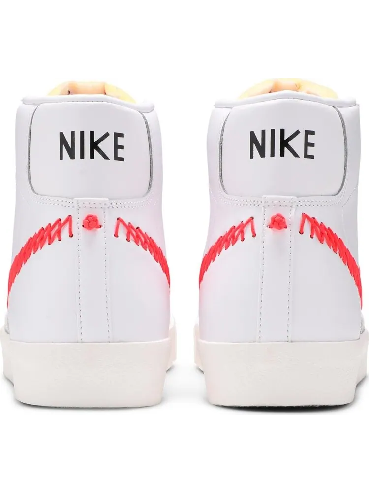 Кроссовки Nike Blazer Mid '77 Vintage 'Double Zig Zag Stitched Swoosh' — изображение 6 из 8, белый