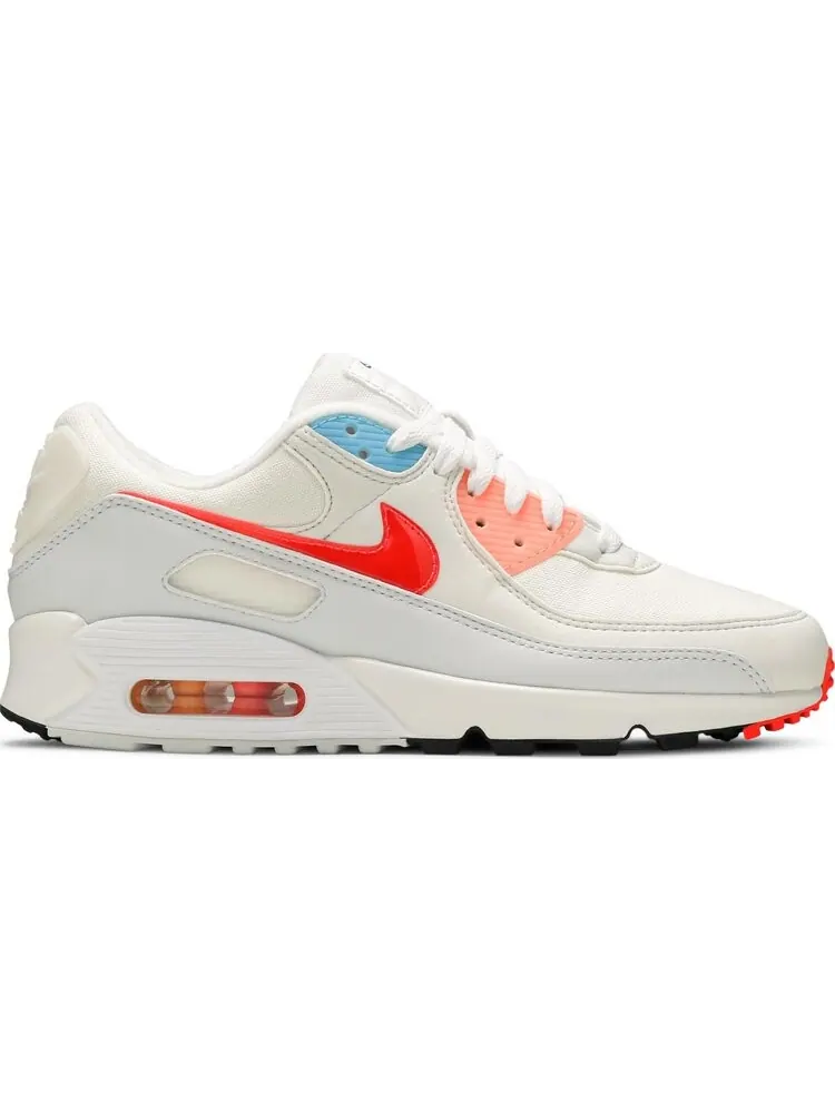 Кроссовки Nike Air Max 90 'The Future is in the Air' — изображение 1 из 8, бежевый