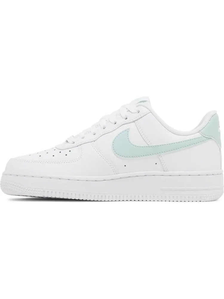 Кроссовки Wmns Air Force 1 '07 'Jade Ice' — изображение 3 из 4, белый