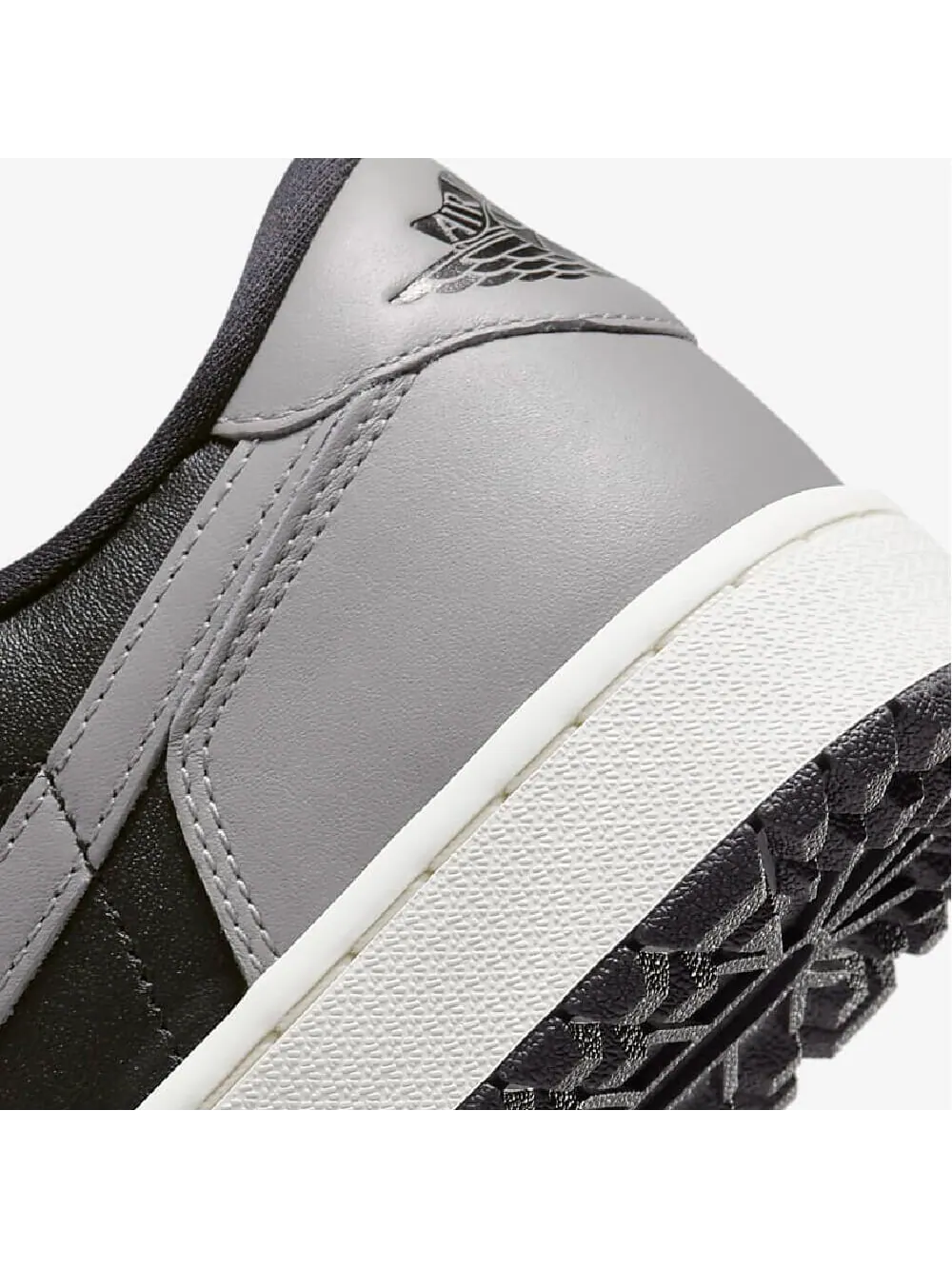 Кроссовки Nike Air Jordan 1 Low G: Черный и серый — изображение 8 из 9
