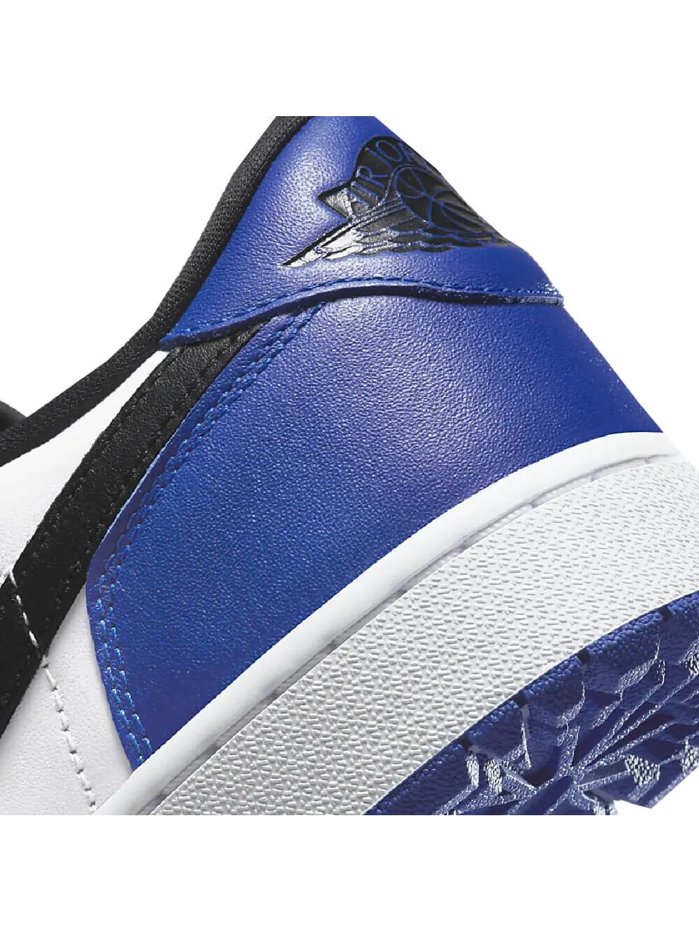 Кроссовки Nike Air Jordan 1 Low G — изображение 7 из 8, белый/темно-синий/черный