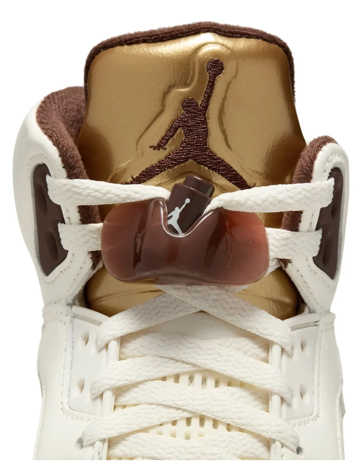 Кроссовки женские Nike Air Jordan 5 Golden Ticket — изображение 11 из 11, кремовый/золотой