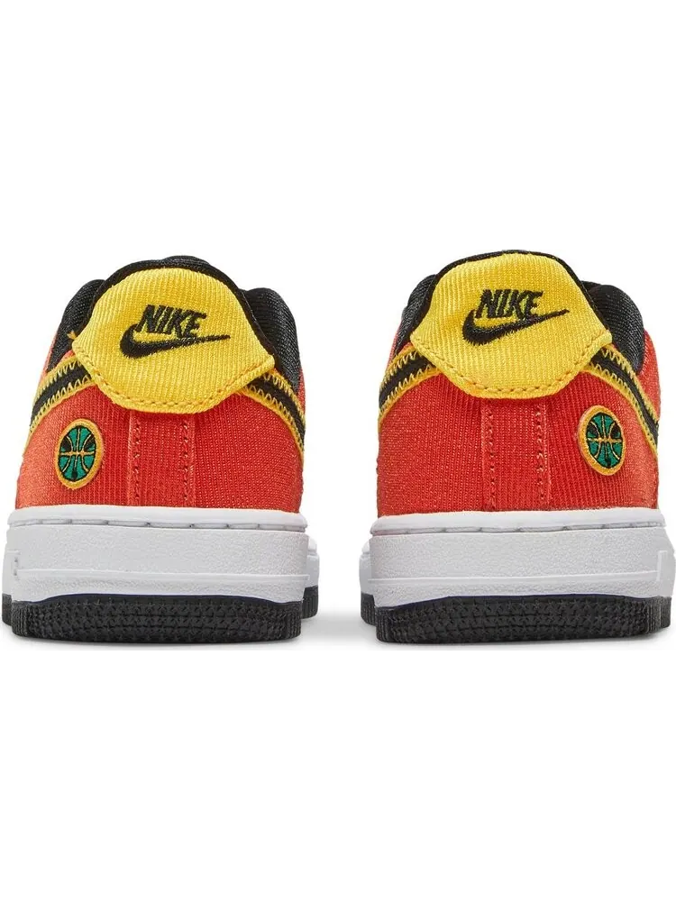 Кроссовки Nike Air Force 1 LV8 PS 'Roswell Rayguns' — изображение 6 из 8, белый
