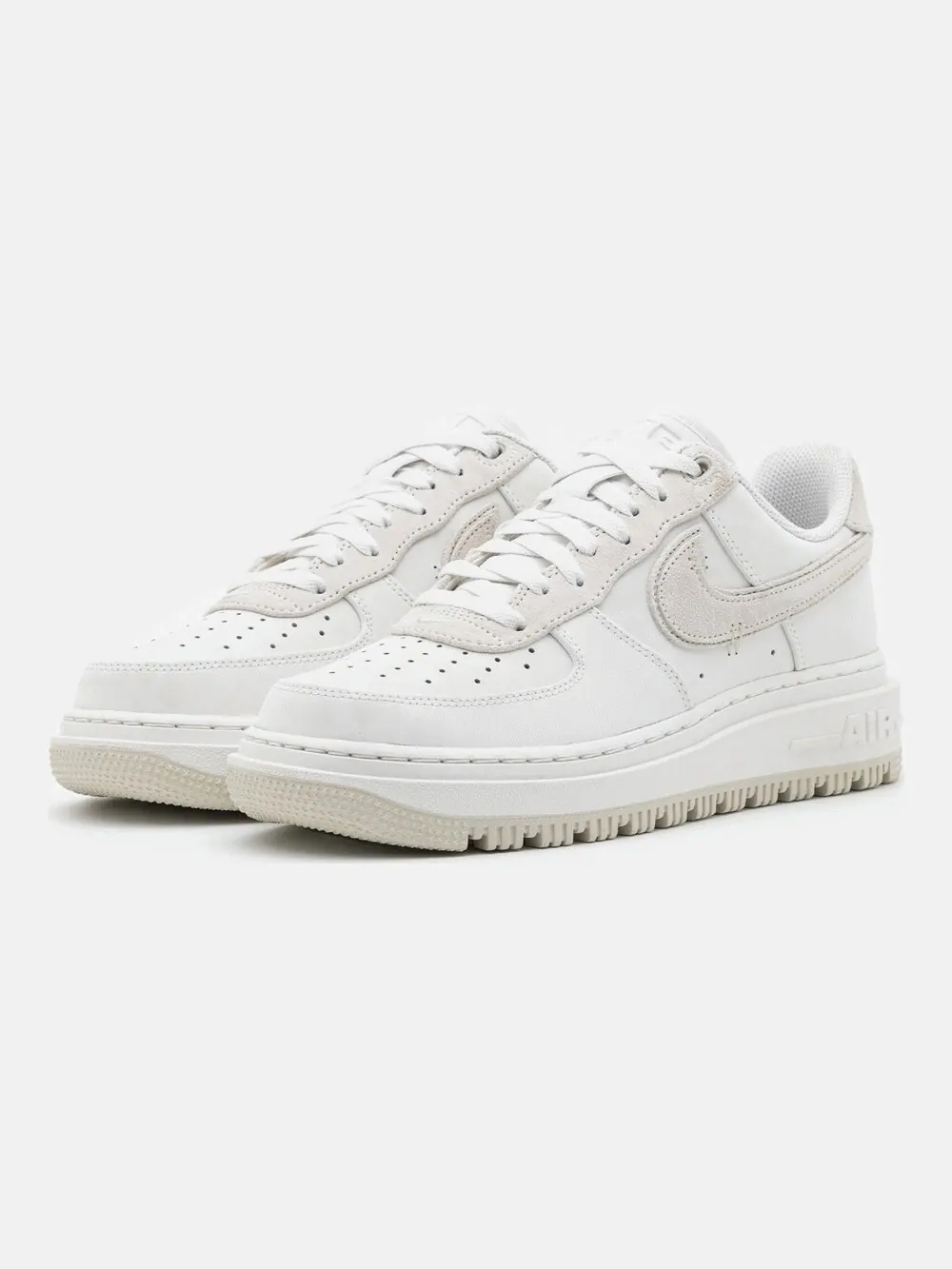 Кроссовки Nike Air Force 1 Luxe Triple White — изображение 2 из 7, белый