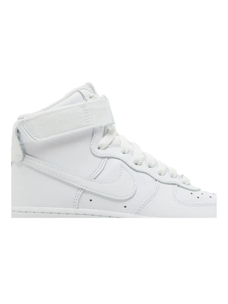 Кроссовки Nike Wmns Air Force 1 High 'Triple White' — изображение 3 из 9, белый/белый/белый/белый