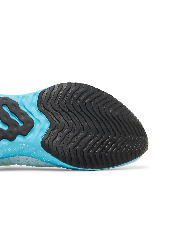 Кроссовки React Phantom Run Flyknit 2 'White Glacier Blue' — изображение 5 из 8, белый синий