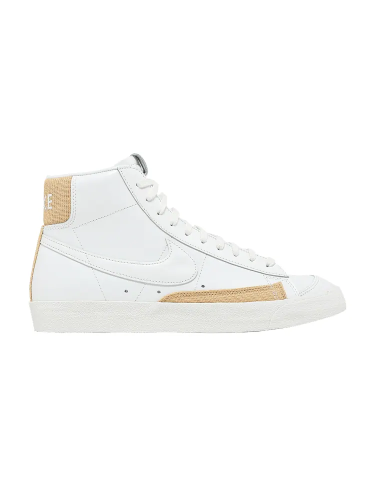 Кроссовки Nike Blazer Mid '77 Vintage 'White Gum Light Brown' — изображение 1 из 9