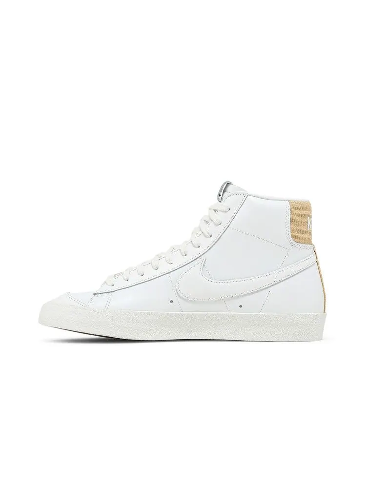 Кроссовки Nike Blazer Mid '77 Vintage 'White Gum Light Brown' — изображение 4 из 9