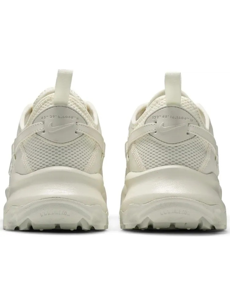 Кроссовки Nike TC 7900 женские — изображение 6 из 8, бежевый
