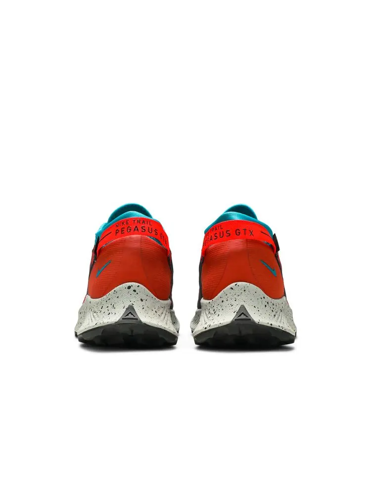 Кроссовки Pegasus Trail 2 GTX 'Dark Smoke Grey Bright Crimson' — изображение 6 из 8, темный серый яркий
