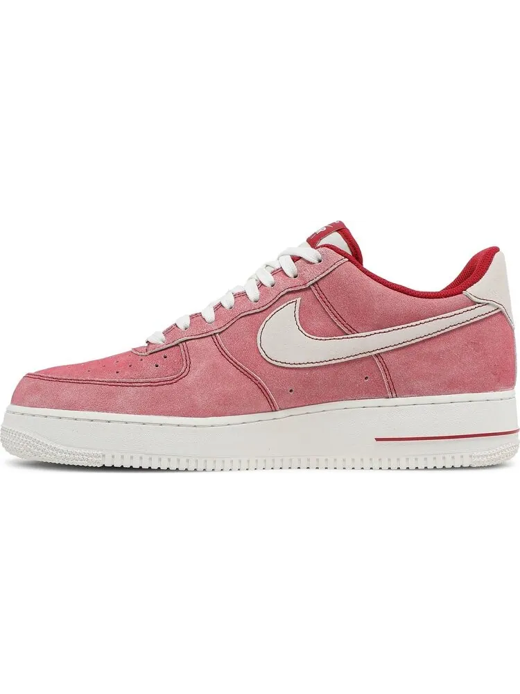 Кроссовки Nike Air Force 1 '07 LV8 'Dusty Red' — изображение 3 из 8, красный