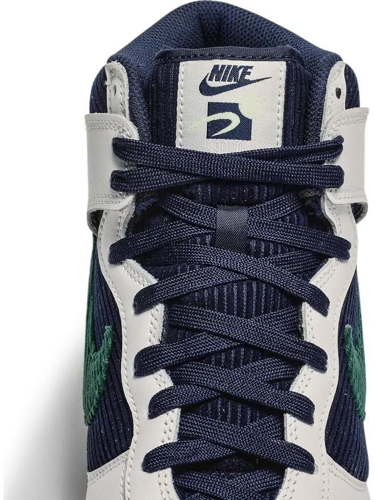 Кроссовки Nike Dunk High 'Sports Specialties' — изображение 9 из 10, белый