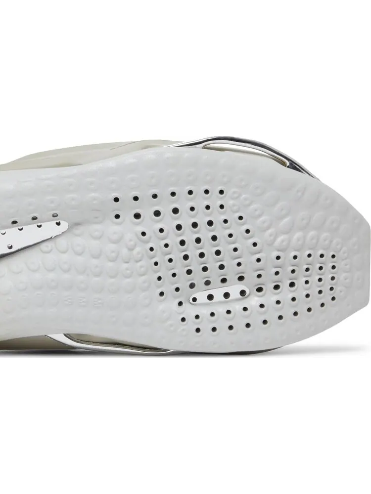 Сандалии Nike Matthew M. Williams x 005 Slide 'Light Bone' — изображение 5 из 10, загар