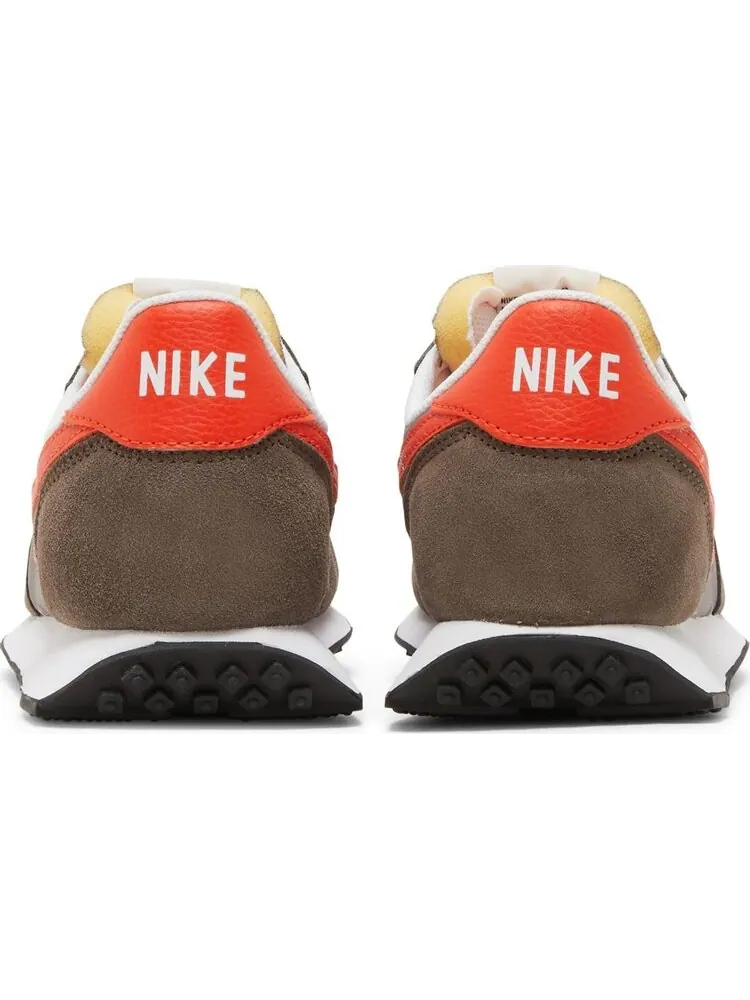Кроссовки Nike Waffle Trainer 2 'Moon Fossil Team Orange' — изображение 6 из 8, коричневый