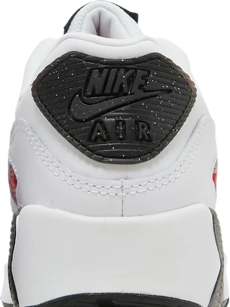 Кроссовки Nike Air Max 90 Leather SE GS 'White Very Berry' — изображение 7 из 8, белый
