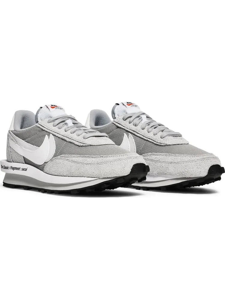 Кроссовки Nike Fragment Design x sacai x LDV Waffle 'Light Smoke Grey' — изображение 8 из 10, серый