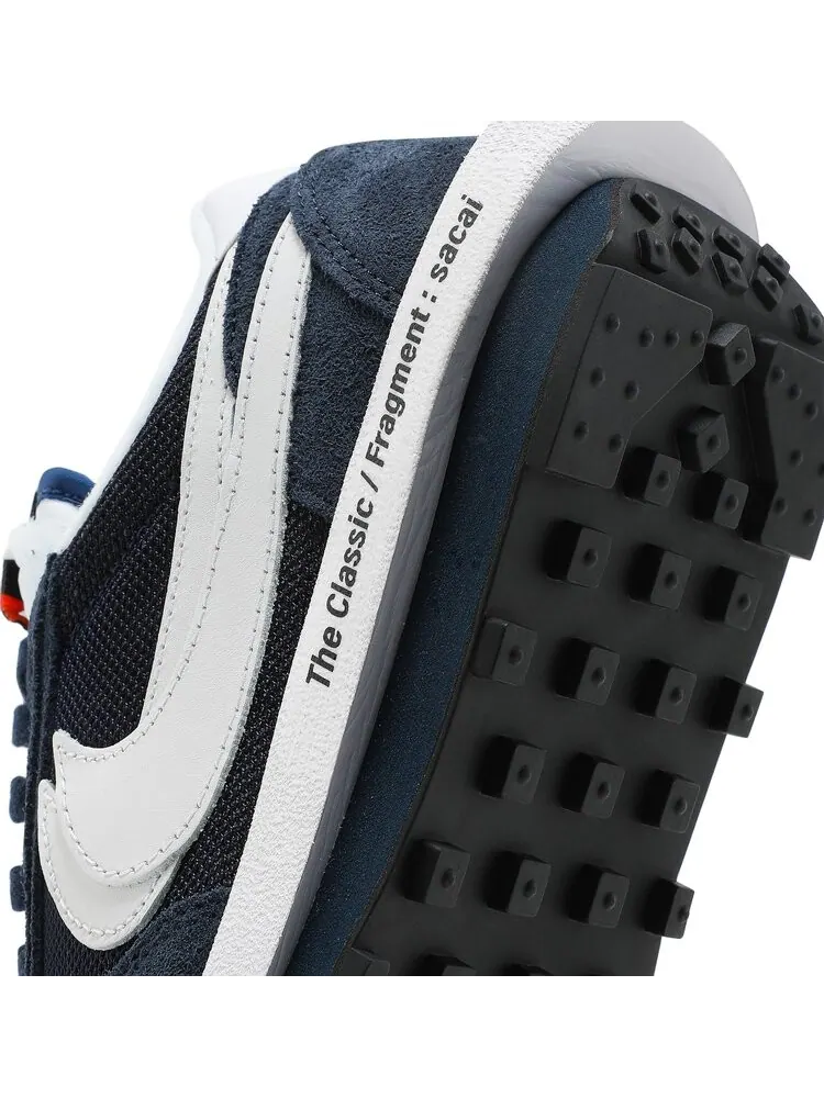 Кроссовки Nike Fragment Design x sacai x LDV Waffle 'Blackened Blue' — изображение 10 из 10, синий
