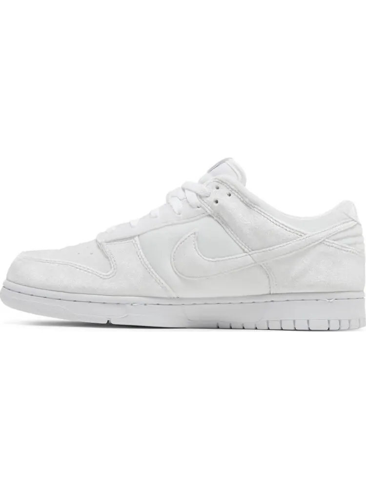 Кроссовки Nike Dover Street Market x Dunk Low 'White Velvet' — изображение 3 из 8, белый