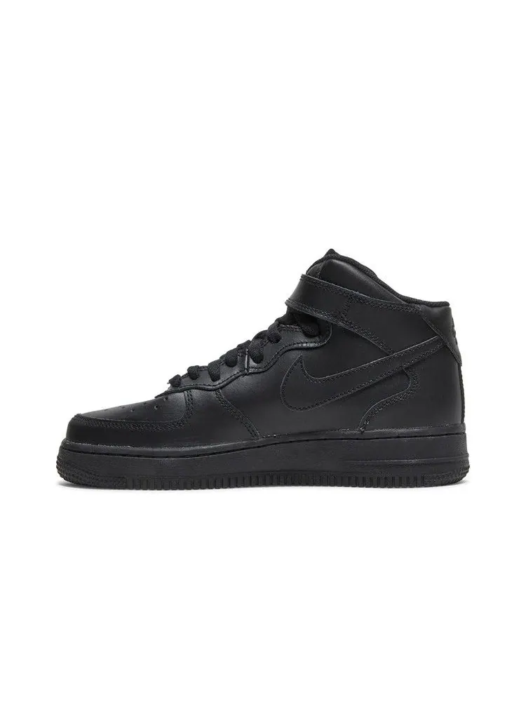 Кроссовки Nike Air Force 1 Mid LE GS 'Triple Black' — изображение 4 из 9, черный/черный/черный