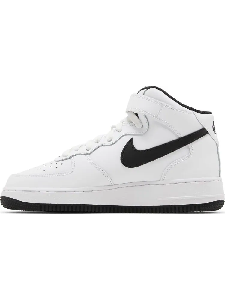 Кроссовки Air Force 1 Mid LE GS 'White Black' — изображение 3 из 4, белый
