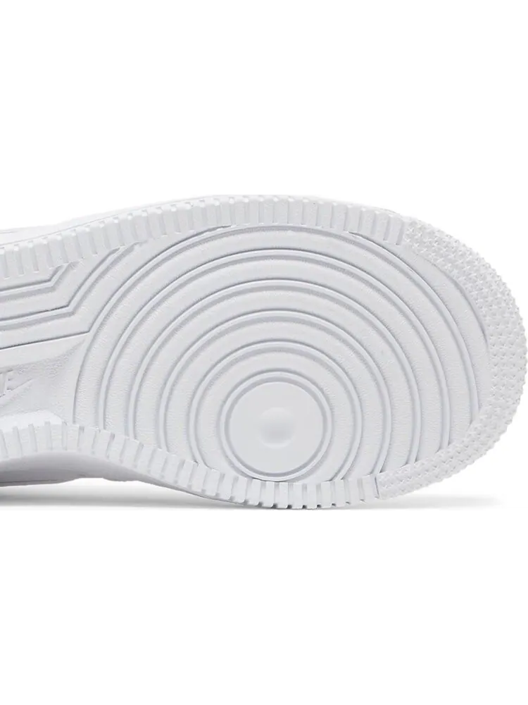 Кроссовки Nike Air Force 1 High LE GS 'Triple White' — изображение 5 из 8, белый