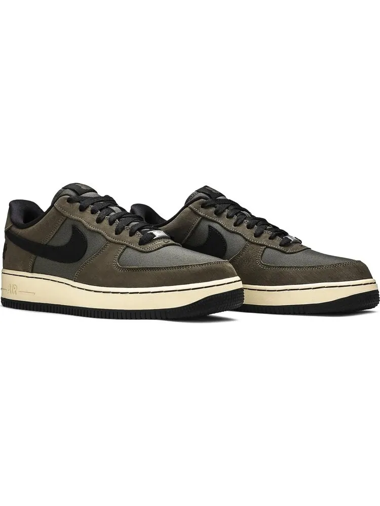 Кроссовки Nike Undefeated x Air Force 1 Low SP 'Ballistic' зеленый — изображение 8 из 10