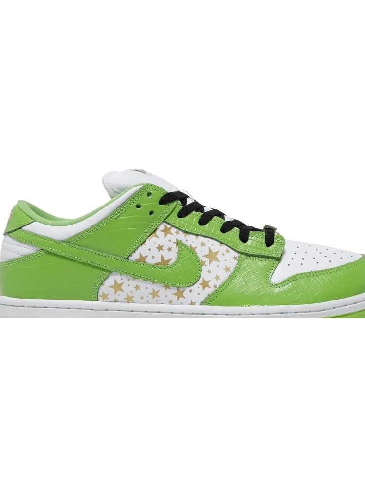 Кроссовки Nike Supreme x Dunk Low OG SB QS 'Mean Green' — изображение 2 из 8, зеленый