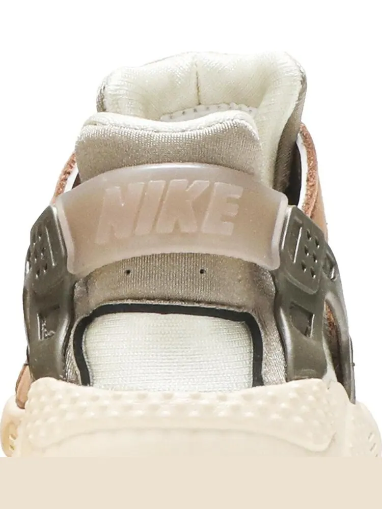 Кроссовки Nike Stussy x Air Huarache LE TD 'Desert Oak' 2021 — изображение 7 из 8, коричневый