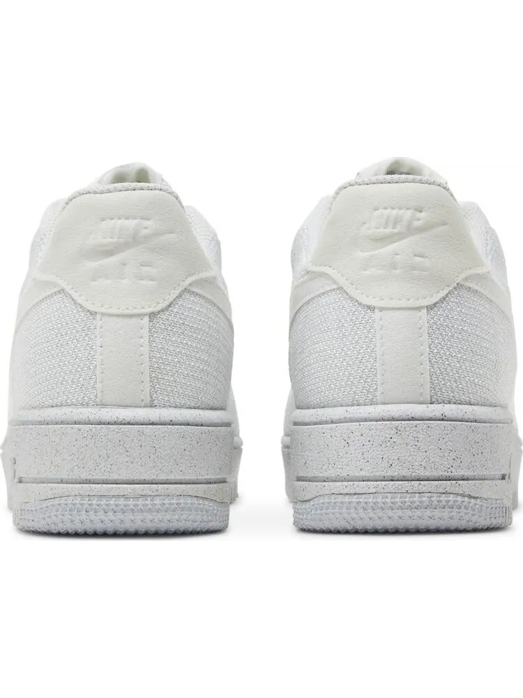 Кроссовки Nike Air Force 1 Crater Flyknit GS 'White Wolf Grey' — изображение 6 из 8, белый