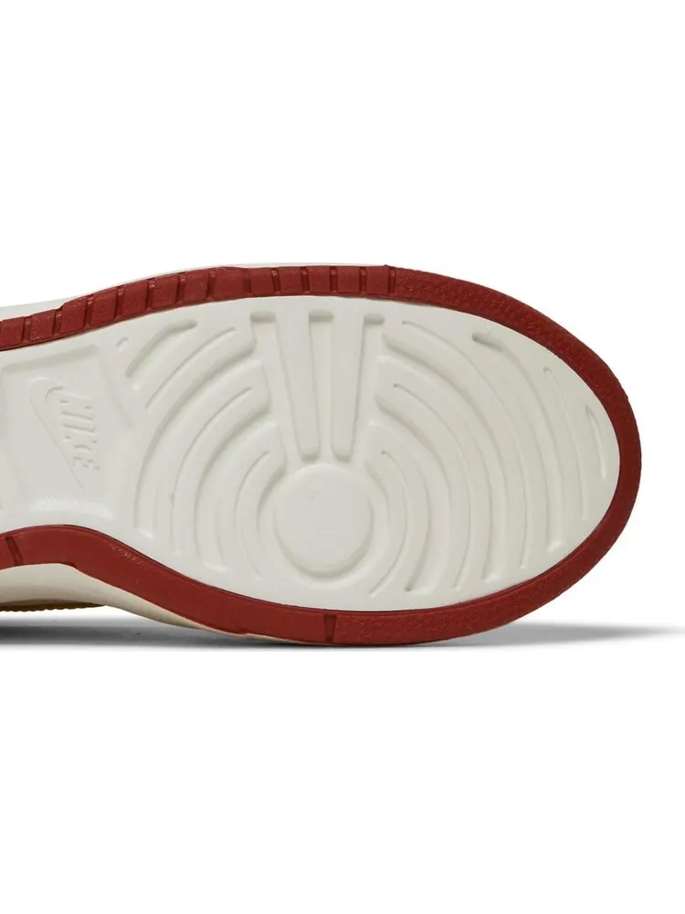 Кроссовки Nike Wmns Dunk High Up 'Cinnabar' — изображение 5 из 8, красный