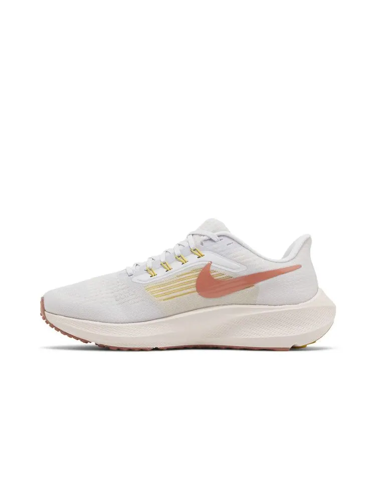 Кроссовки Nike Wmns Air Zoom Pegasus 39 'Whisper Madder Root' — изображение 4 из 9, белый/светлый