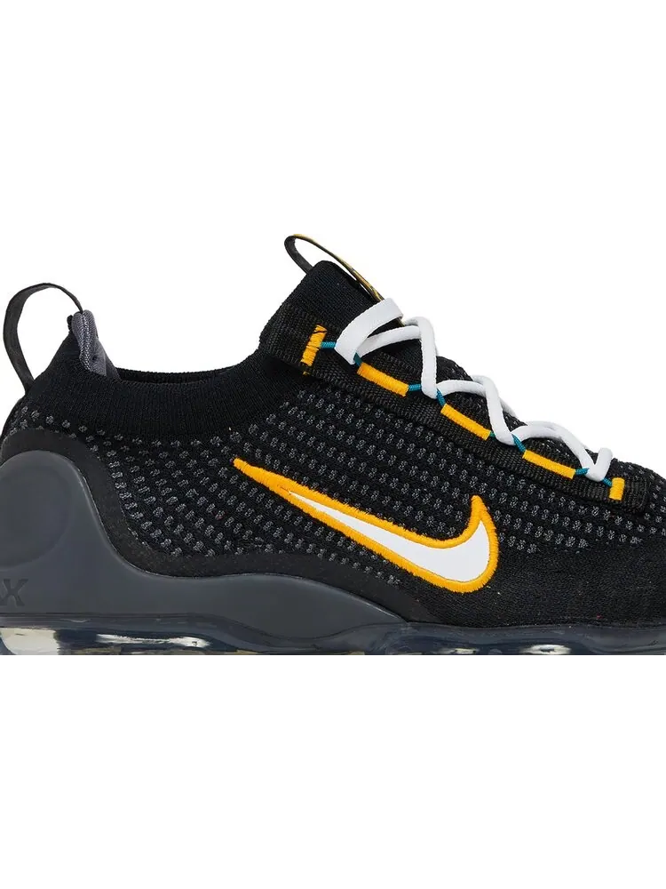 Кроссовки Nike Air VaporMax 2021 Flyknit 'Black University Gold' — изображение 2 из 8, черный