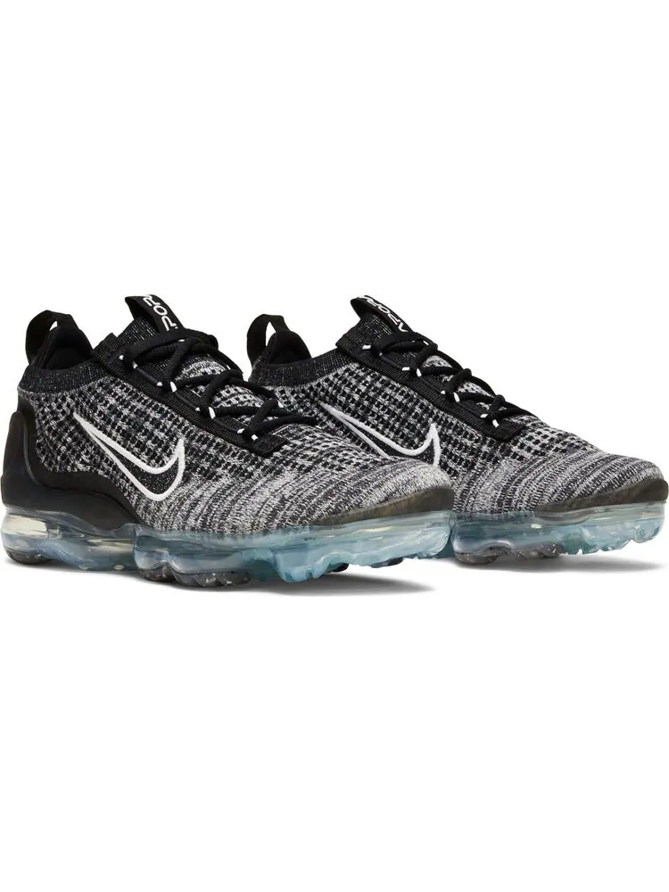 Кроссовки Nike Wmns Air VaporMax 2021 Flyknit 'Oreo' — изображение 8 из 8, черный