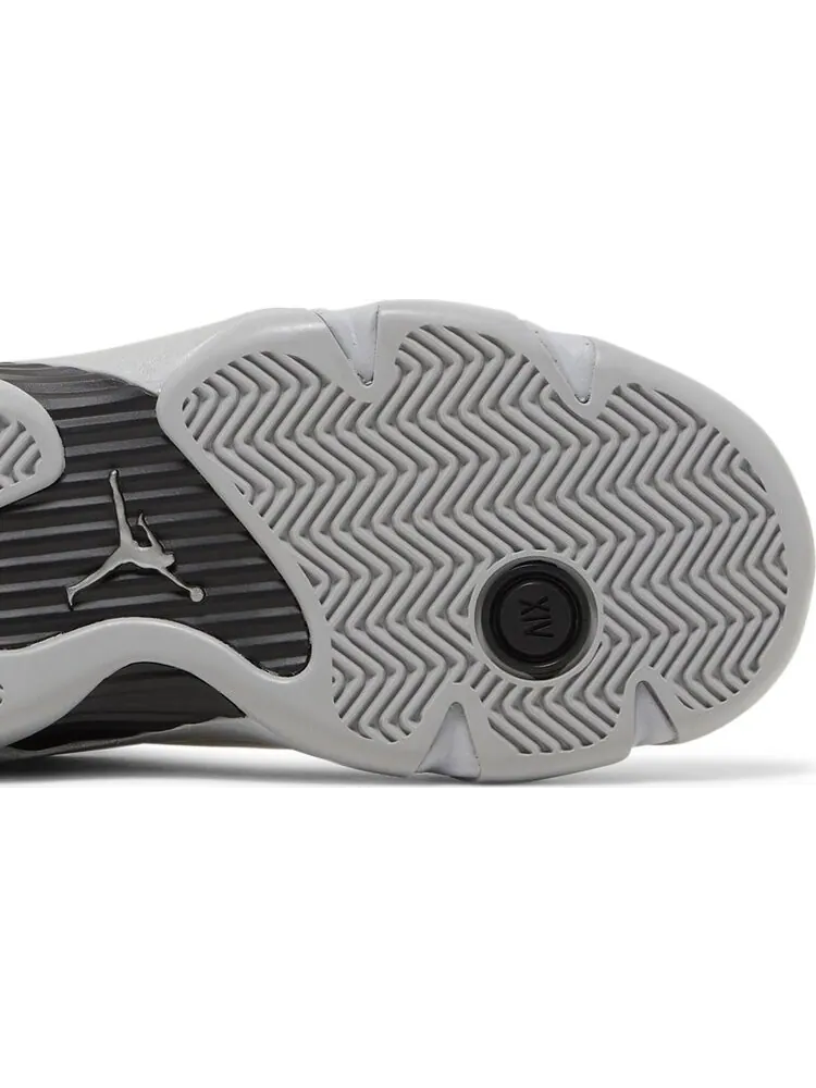 Кроссовки Wmns Air Jordan 14 Retro Low Metallic Silver — изображение 5 из 8, серебряный