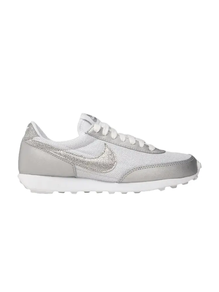 Кроссовки Nike Wmns Daybreak — изображение 1 из 1, металлик серебристый