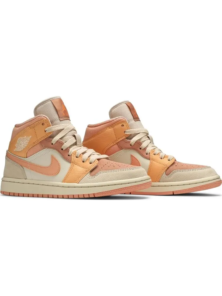 Кроссовки Wmns Air Jordan 1 Mid Apricot — изображение 8 из 8, оранжевый