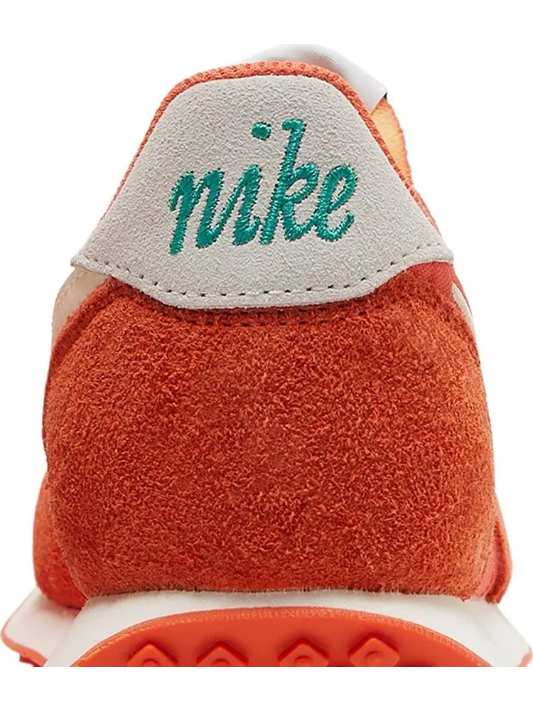 Кроссовки Nike Waffle Trainer 2 'First Use - Orange' — изображение 7 из 8, оранжевый