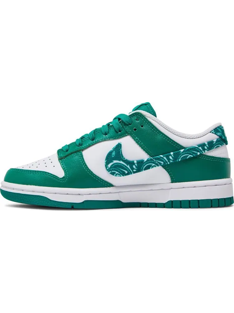 Кроссовки Nike Wmns Dunk Low 'Green Paisley' — изображение 3 из 8, белый