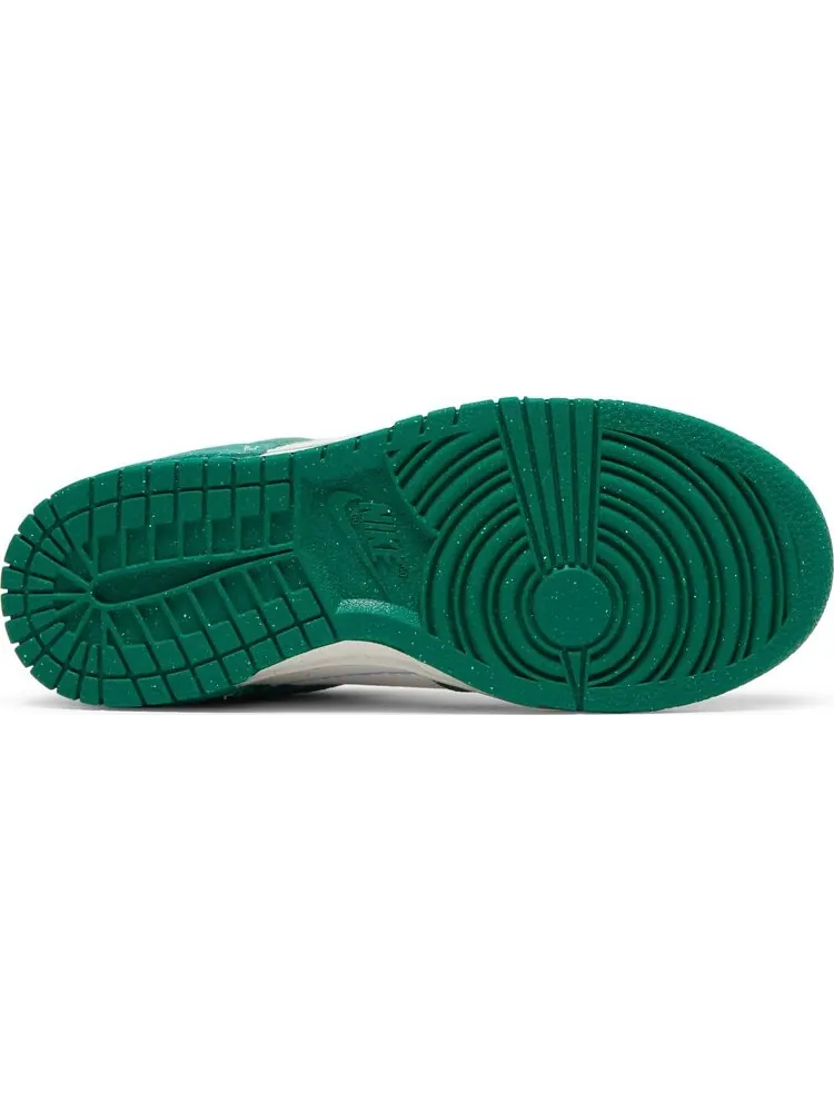 Кроссовки Nike Wmns Dunk Low Disrupt 2 'Malachite' — изображение 4 из 8, белый