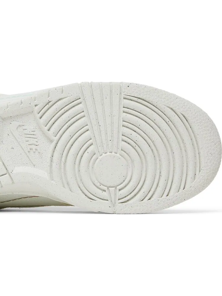 Кроссовки Nike Wmns Dunk Low Disrupt 2 'Pale Ivory' — изображение 5 из 8, бежевый