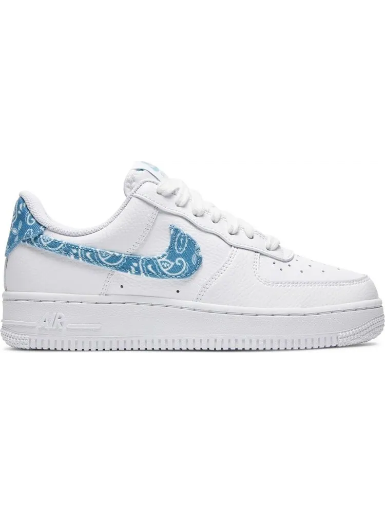Кроссовки Nike Wmns Air Force 1 '07 Essentials 'Blue Paisley' — изображение 1 из 8, белый