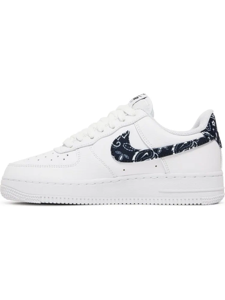 Кроссовки Nike Wmns Air Force 1 '07 Essentials 'Black Paisley' — изображение 3 из 8, белый