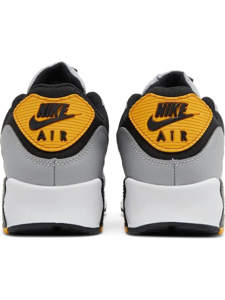 Кроссовки Nike Air Max 90 'Classic Batman' — изображение 6 из 8, серый