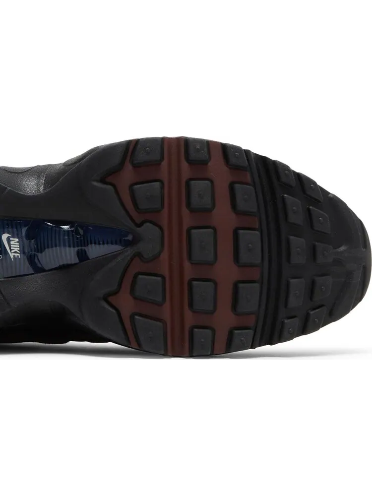 Кроссовки Nike Air Max 95 'Dark Army' — изображение 5 из 8, зеленый